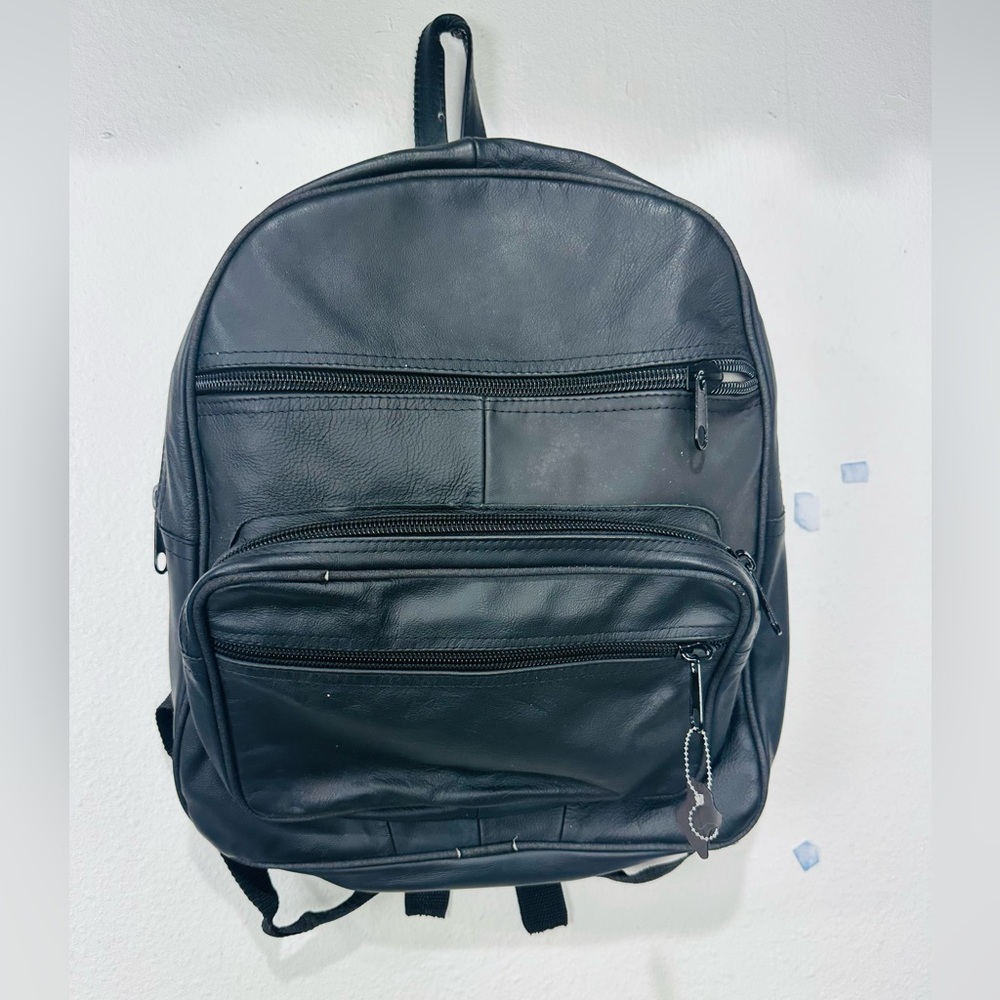 Classic Black Leather Backpack - image 3